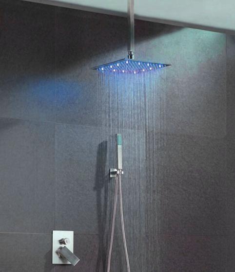 頂部噴淋淋浴
